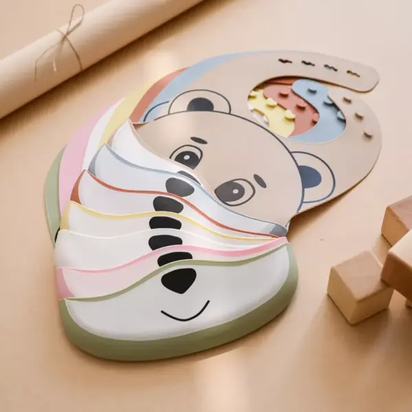 100475-792e3b.webp Adjustable Silicone Baby Bib with Crumb Catcher and Cute Bear Design