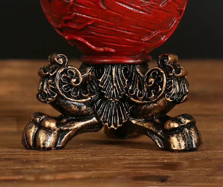 13 Chic Resin Heart-Shaped Vase