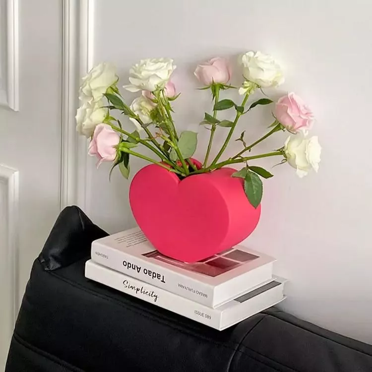 S3cdb4c089f3b4063be5db6e6a7ac80d0A Pink Love Ceramic Vase