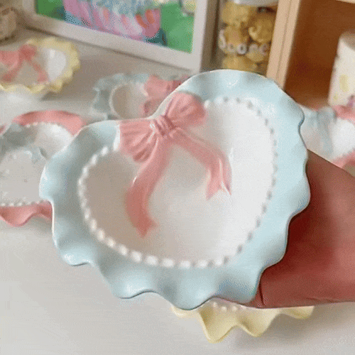 2 Cute Ceramic Wavy Edge Tray for Jewelry & Breakfast