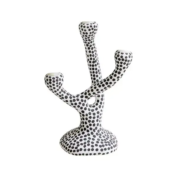 97416-0efa31.webp Modern Ceramic Candle Holder with Polka Dot Pattern
