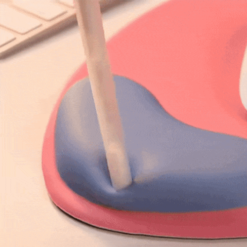 Cute Heart Cartoon Wrist Mouse Pad: Comfort and Style for Gaming