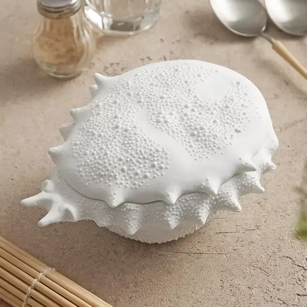 98677-f9c51c.webp Crab-Shaped Ceramic Bowl